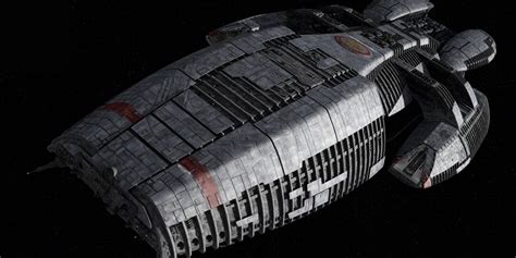 Battlestar Galactica: La lotta per la sopravvivenza di un'umanità decimata da robot guerrieri!